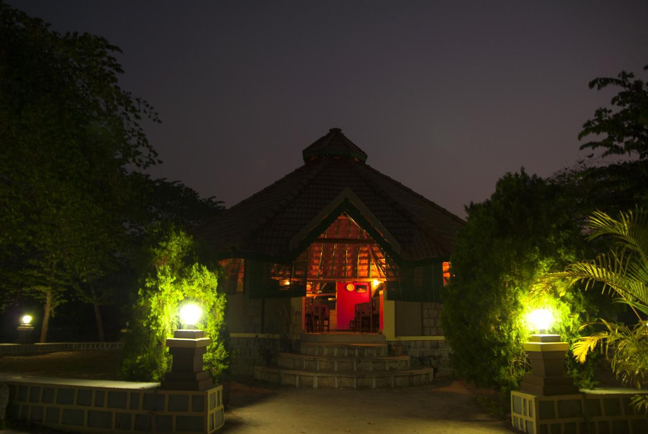 Mc Resort Wildlife Resort Бандипур Экстерьер фото
